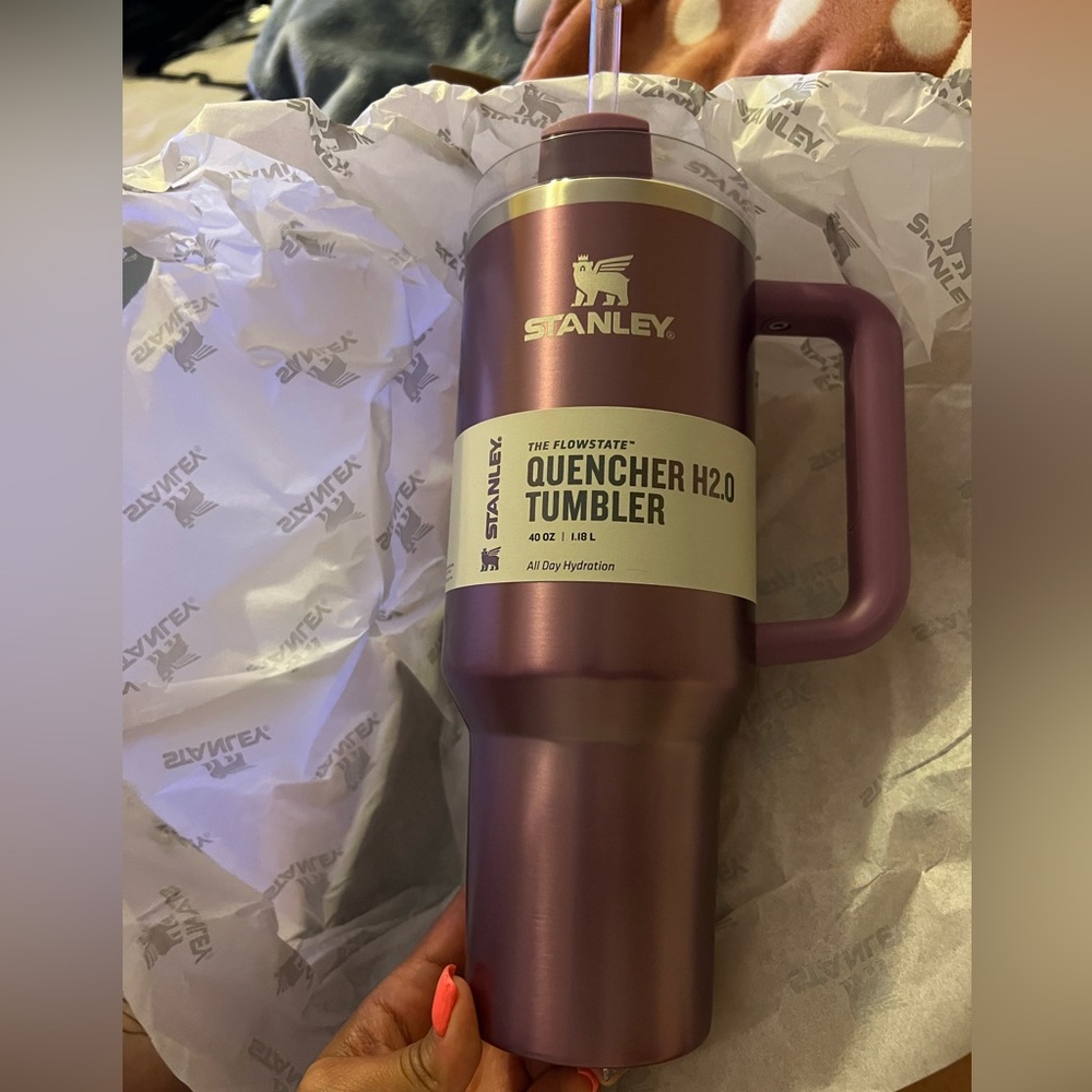 PRIMROSE GLOW 40oz Stanley Quencher Flawless